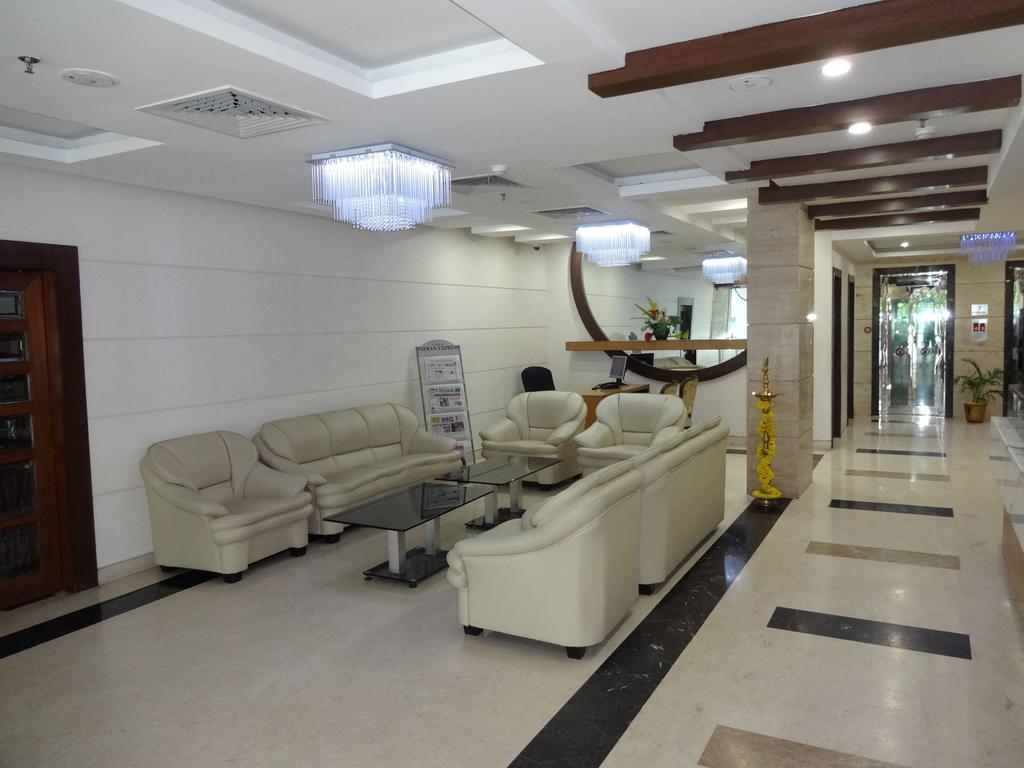 La Hospin Hotel Rājahmundry Habitación foto